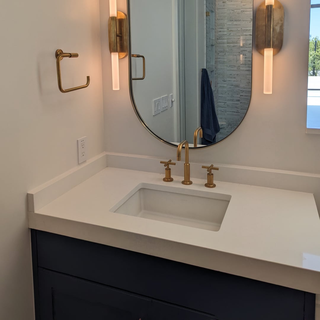 mirror area in bathroom tiny home