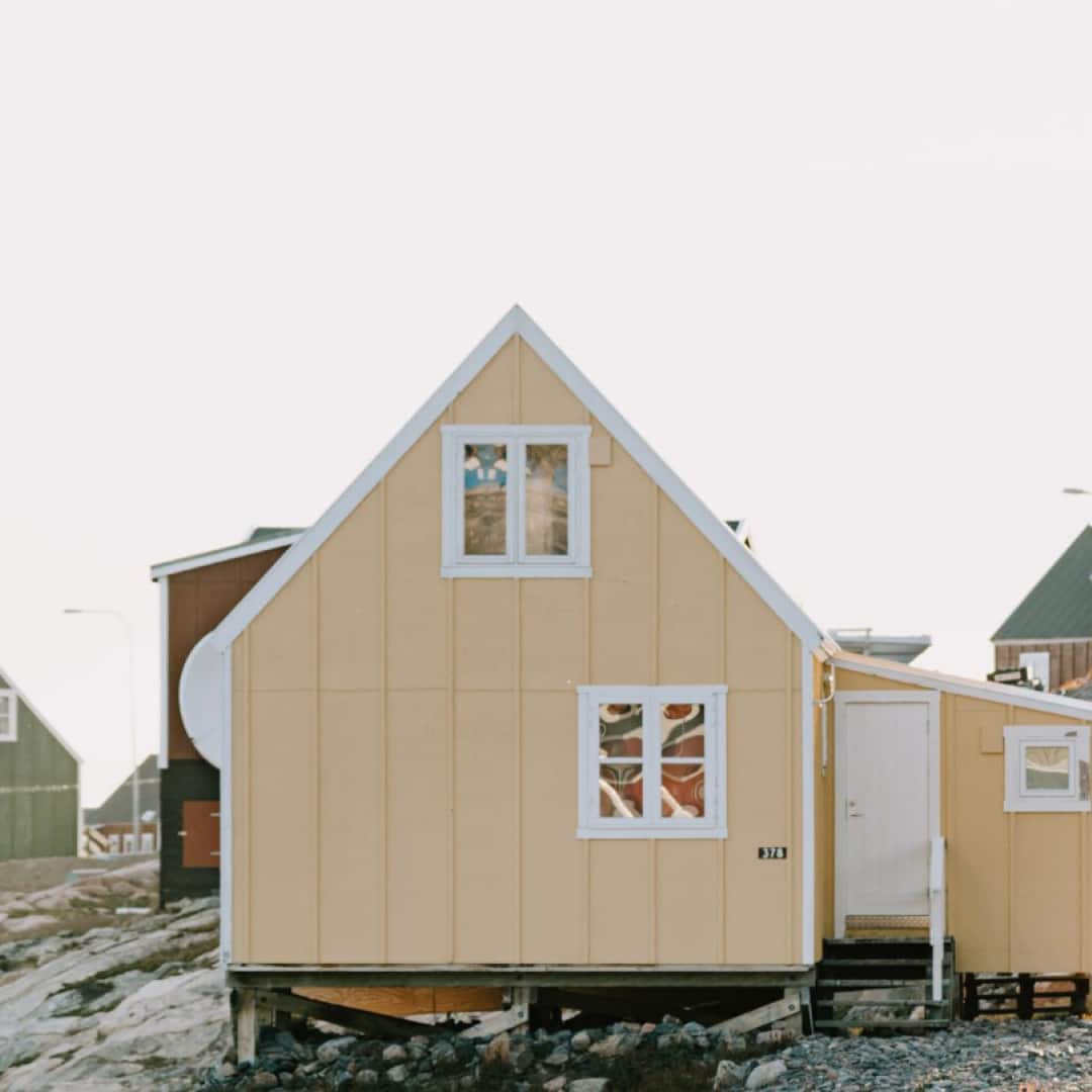 tiny home exterior look